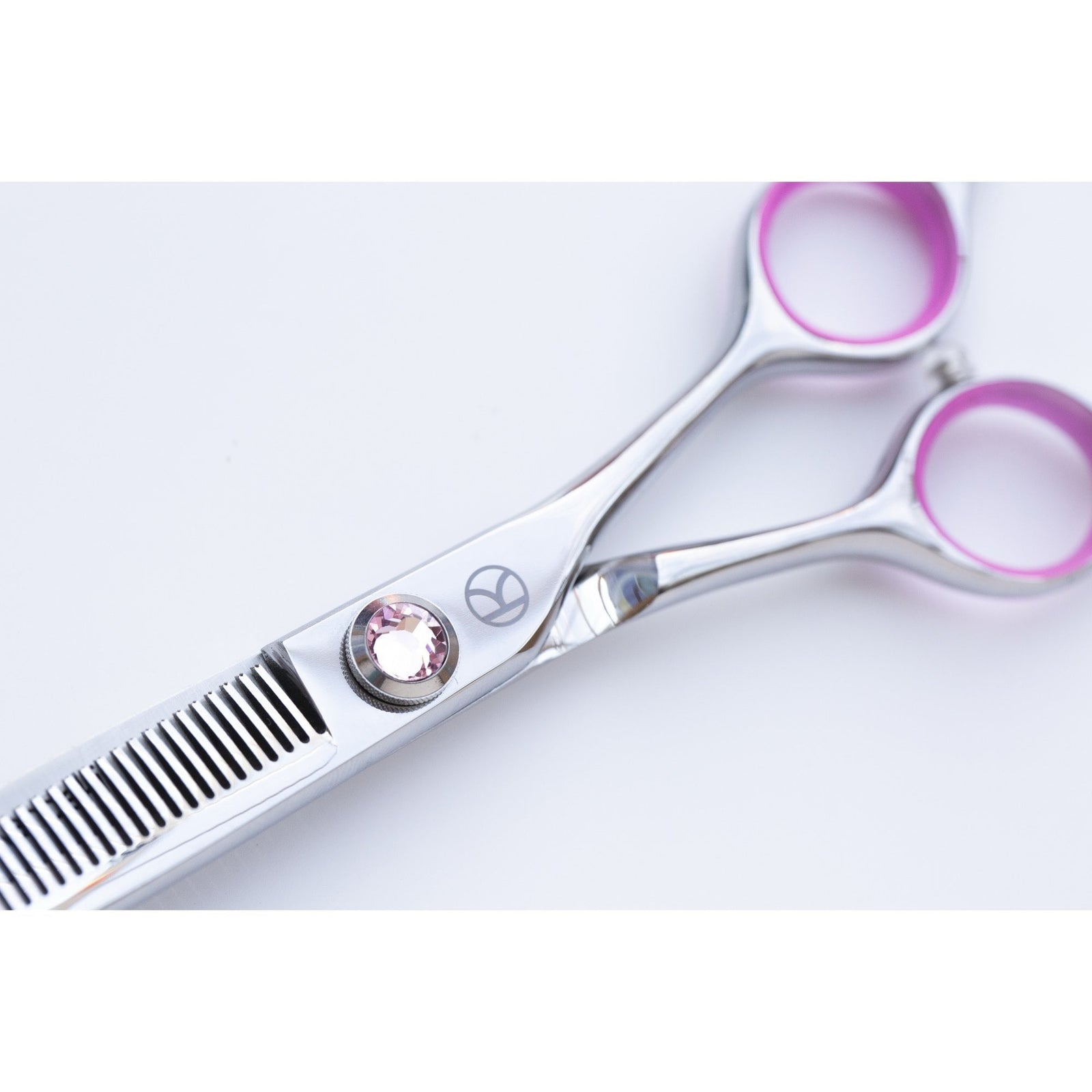 Kanpeki Curved Pink 3 Piece Scissor Set with Case