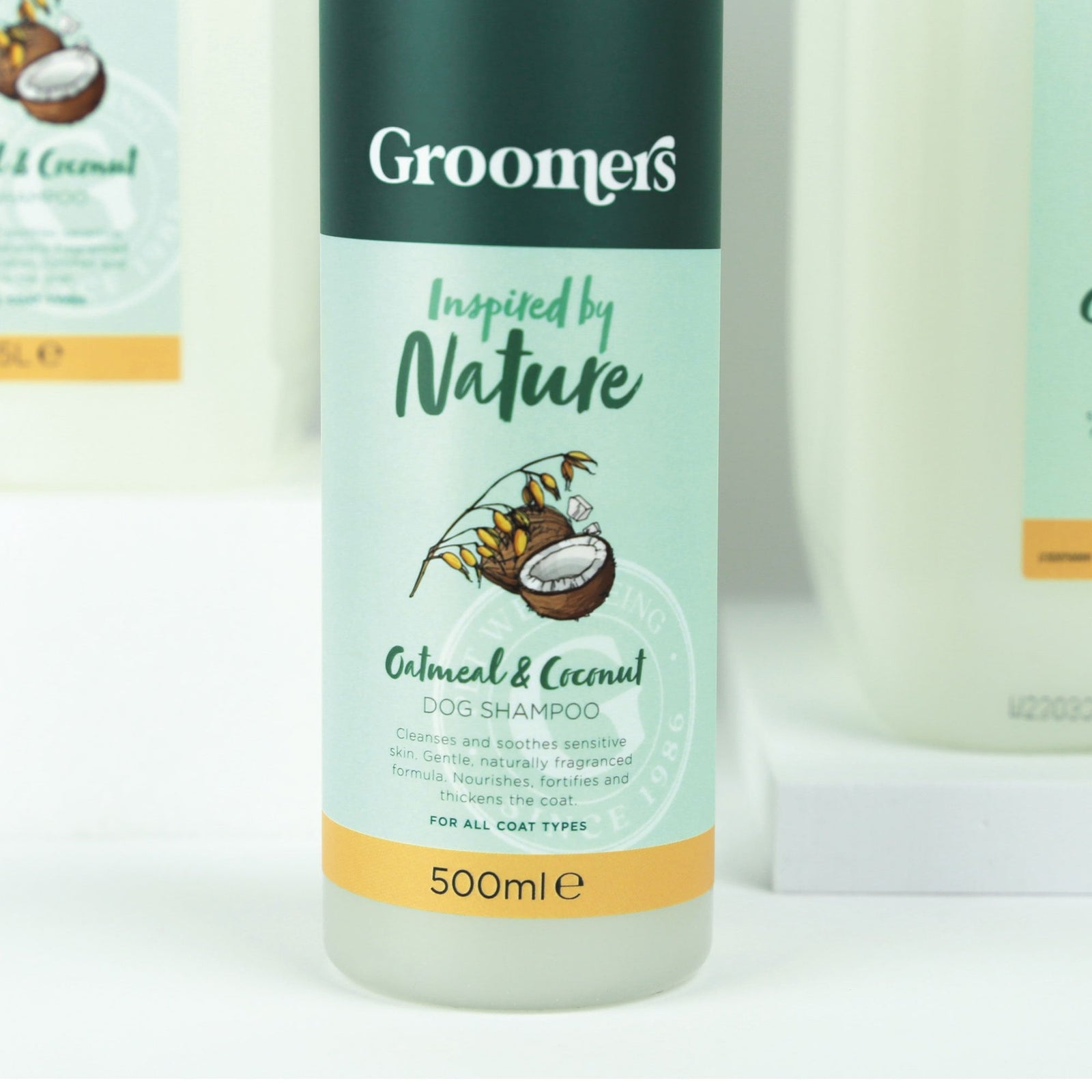 Groomers Simply Naturals Oatmeal & Coconut Shampoo