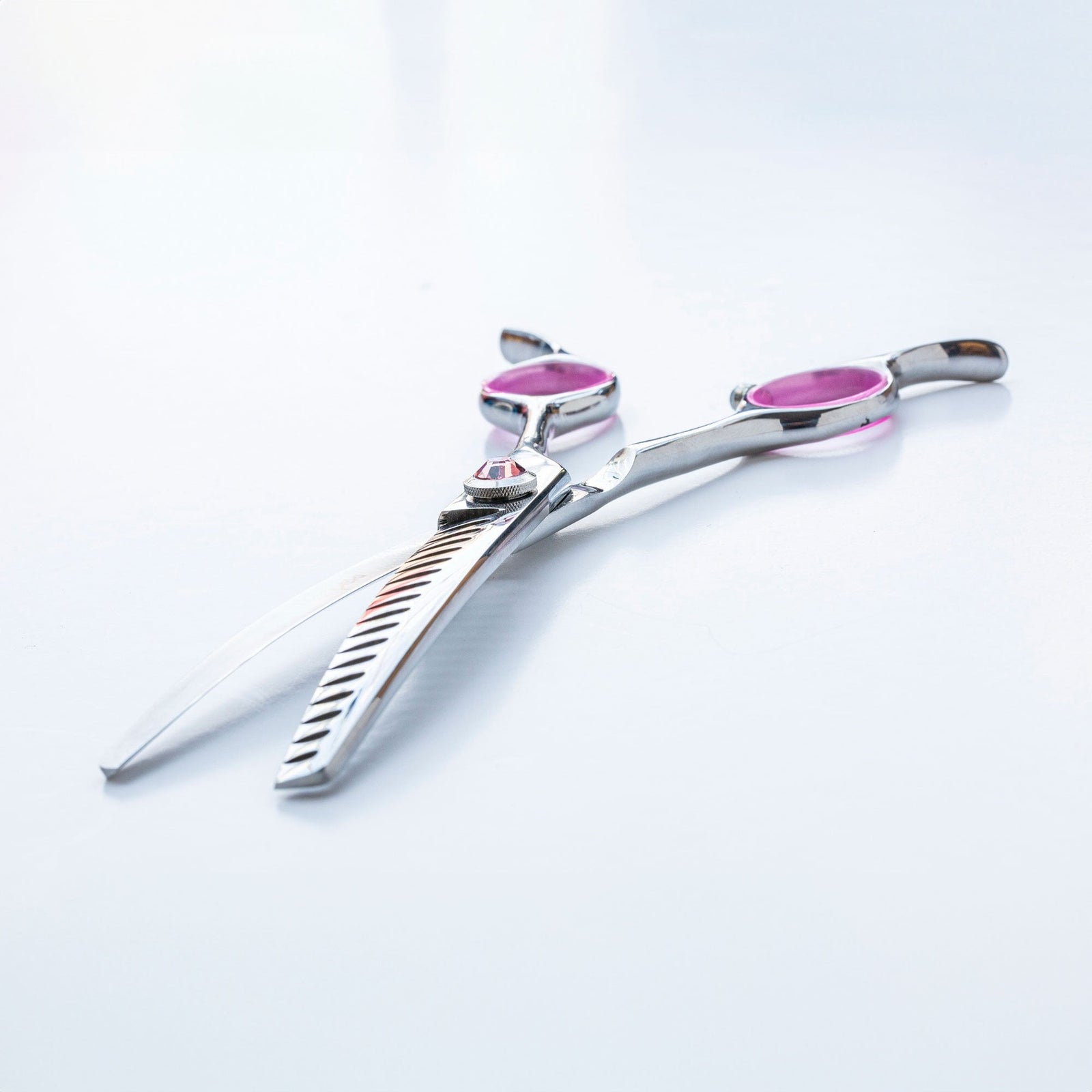 Kanpeki Curved Pink 6.5" 18T Chunker Scissors